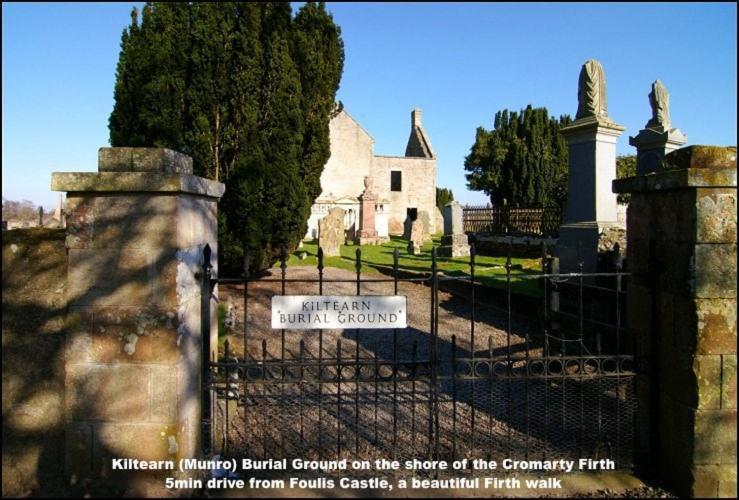 Evanton Foulis Castle Gate Lodge מראה חיצוני תמונה