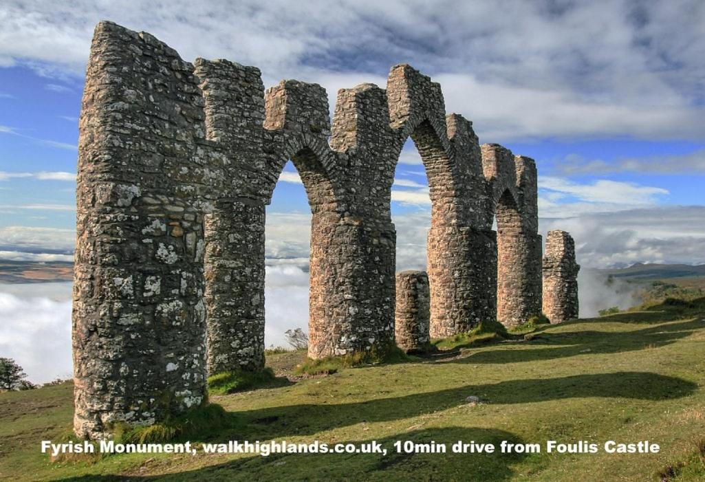 Evanton Foulis Castle Gate Lodge מראה חיצוני תמונה
